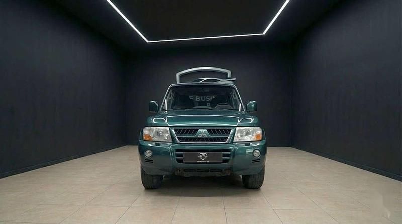 Verde Usado 2006 Mitsubishi Montero SUV | 18.900 € (Precio justo) - Imagen 1/4