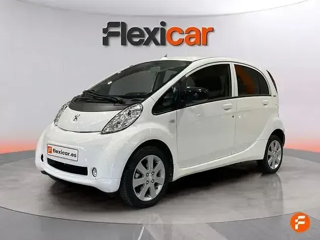 Usado Peugeot iON 49 kW (67 CV) 2017 Blanco Utilitario
