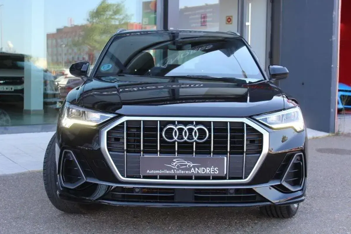 Usado Audi Q3 S-Line 150 CV (110 kW) 2022 Negro SUV