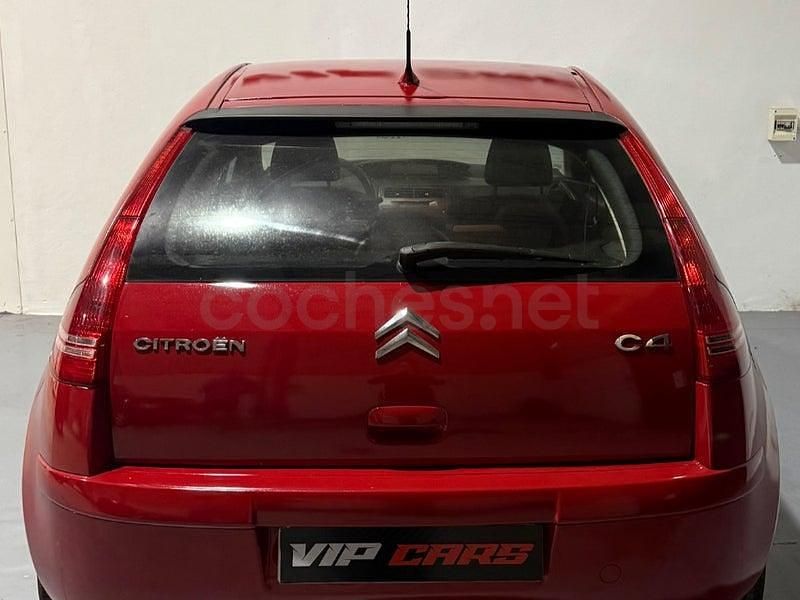 Usado Citroën C4 90 CV (66 kW) 2010 Granate Berlina