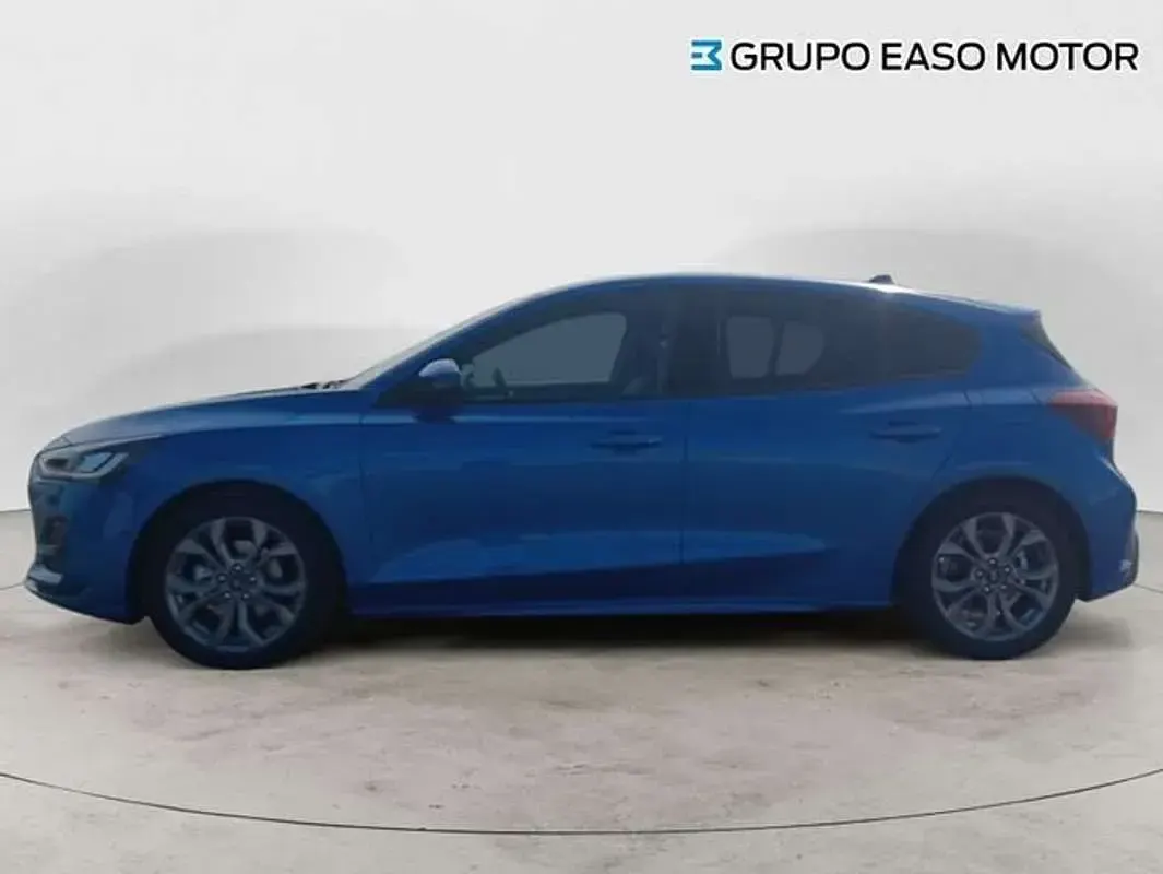 Używany Ford Focus ST-Line 125 KM (91 kW) 2023 Niebieski Hatchback
