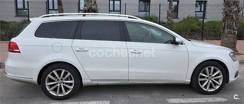 Usado VW Passat Highline 140 CV (102 kW) 2014 Blanco Familiar