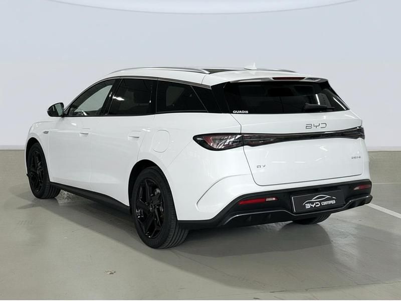 Usado BYD Seal Comfort 212 CV (155 kW) 2025 Blanco