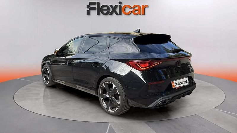 Usado Cupra Leon 190 CV (139 kW) 2023 Negro Utilitario