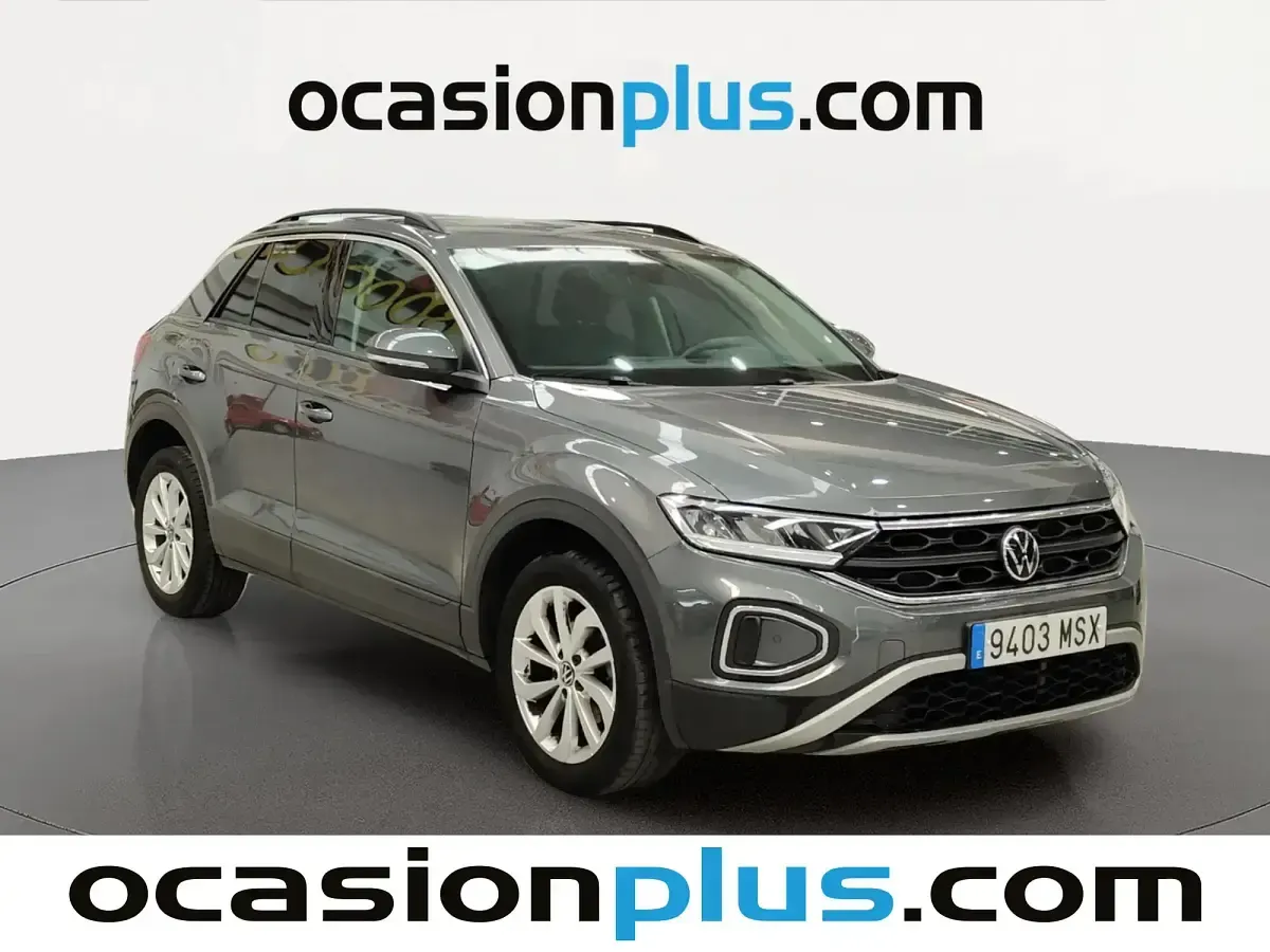 Usado VW T-Roc Life 110 CV (80 kW) 2024 Gris SUV