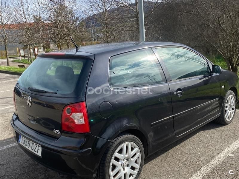 Usado VW Polo GT 100 CV (73 kW) 2004 Negro Utilitario