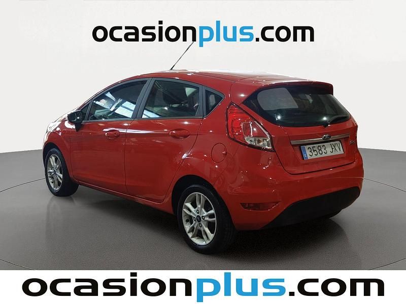 Usado Ford Fiesta Trend 95 HP (69 kW) 2017 Vermelho Citadino