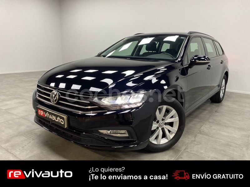 Azul Usado 2020 VW Passat Business Familiar | 18.490 € (Un poco caro) - Imagen 1/4