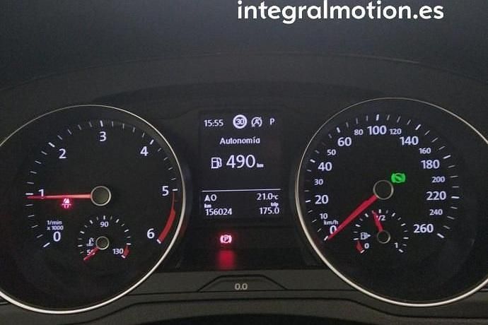 Usado VW Passat Business 122 CV (89 kW) 2021 Berlina