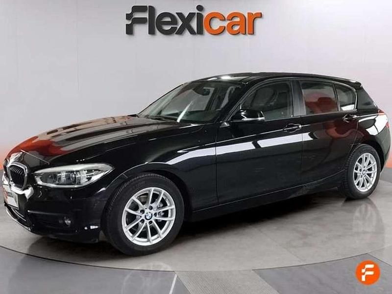 Usado BMW 118 143 CV (105 kW) 2019 Negro Utilitario