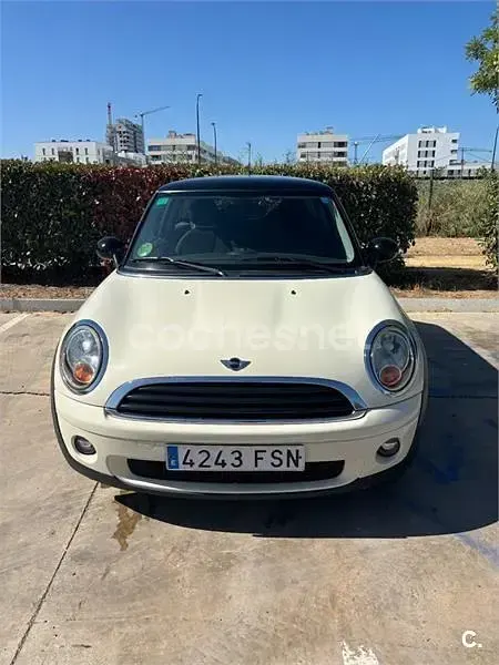 Usado Mini ONE 90 CV (66 kW) 2007 Beige Utilitario