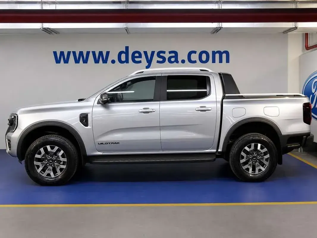 Nuevo Ford Ranger Wildtrack 281 CV (206 kW) 2025 Plateado Pickup/Camioneta