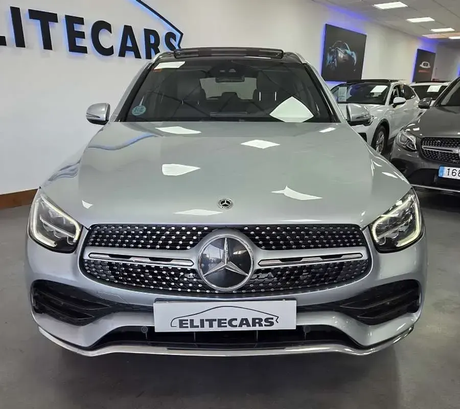Usado Mercedes GLC220 194 CV (142 kW) 2021 Plateado SUV
