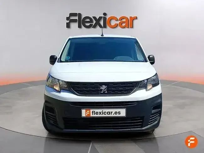 Usado Peugeot Partner S 102 CV (75 kW) 2022 Blanco Monovolumen