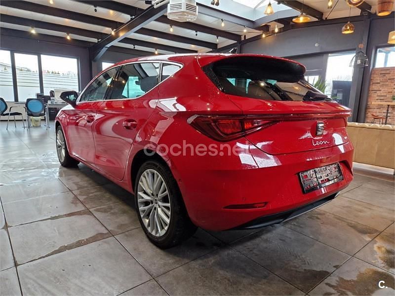 Usado Seat Leon XCELLENCE 204 CV (150 kW) 2020 Rojo Berlina