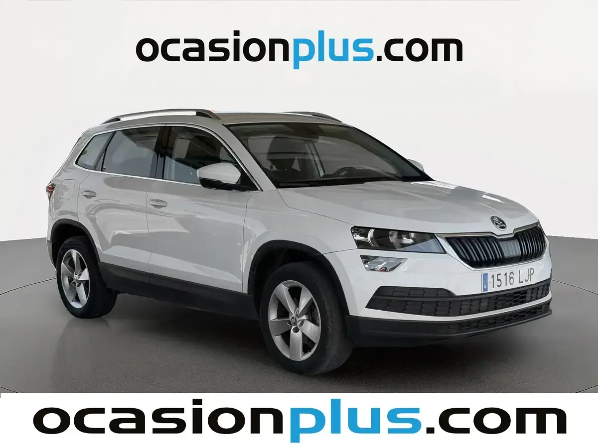 Usado Skoda Karoq Ambition 150 CV (110 kW) 2020 Blanco SUV