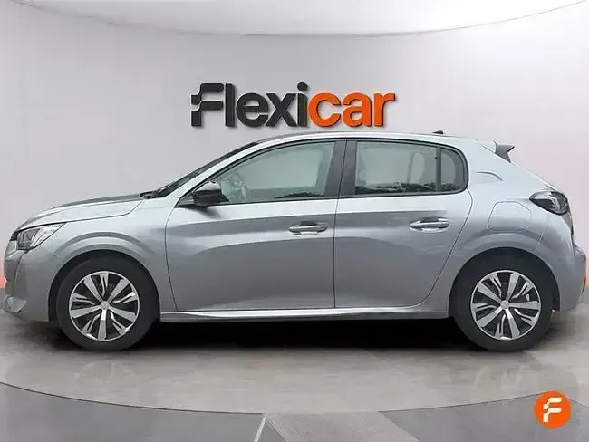 Usado Peugeot 208 Active 100 CV (73 kW) 2023 Gris Utilitario
