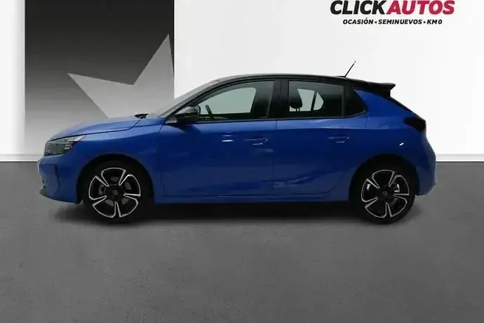 Usado Opel Corsa 110 CV (80 kW) 2025 Negro Utilitario