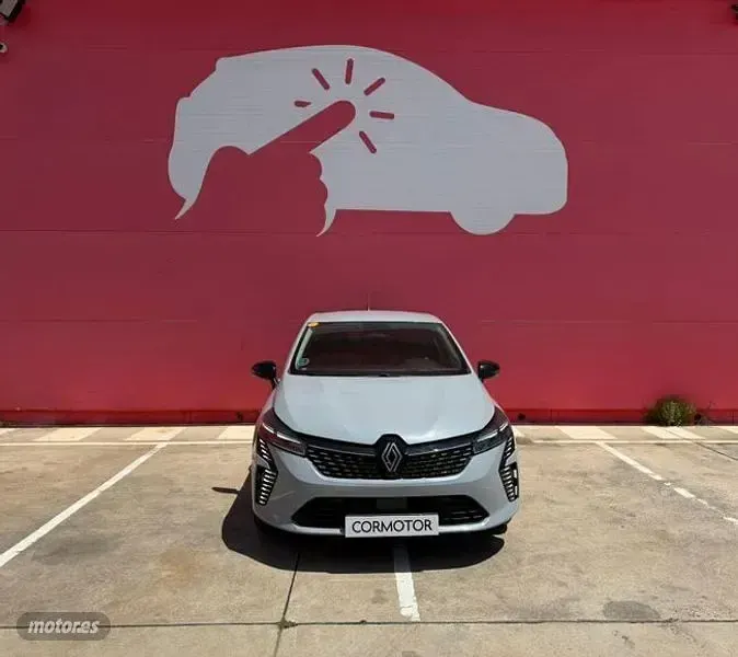 Usado Renault Clio Evolution 100 CV (73 kW) 2025 Gris Utilitario