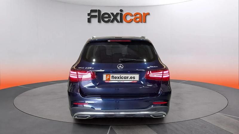 Usado Mercedes GLC220 171 CV (125 kW) 2018 Azul SUV
