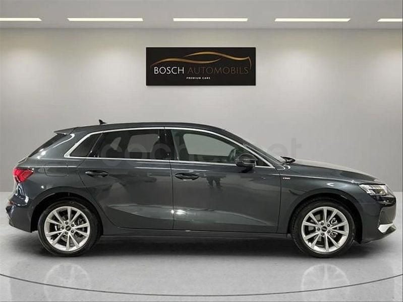 Usado Audi A3 Advanced 150 HP (110 kW) 2025 Cinzento Sedan