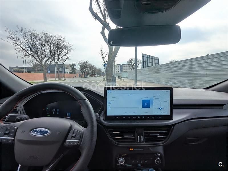 Usado Ford Kuga Active 243 CV (178 kW) 2025 Negro SUV