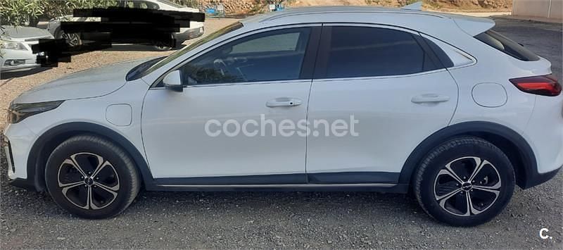 Usado Kia XCeed 141 CV (103 kW) 2022 Blanco SUV