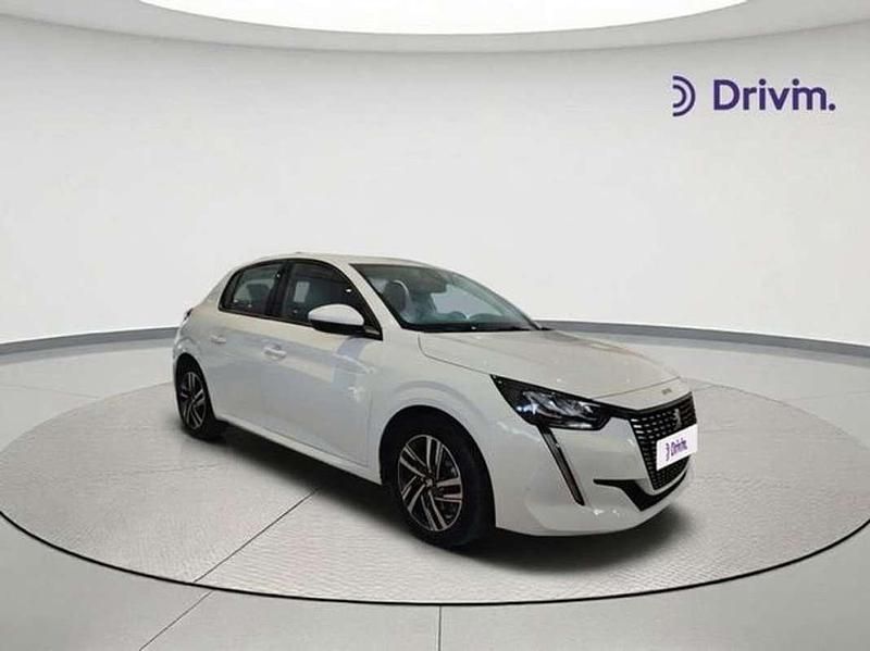 Usado Peugeot 208 Active 102 CV (75 kW) 2022 Blanco Utilitario