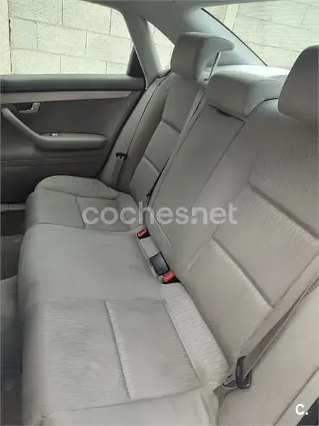 Occasion Audi A4 140 PK (102 kW) 2006 Grijs Sedan