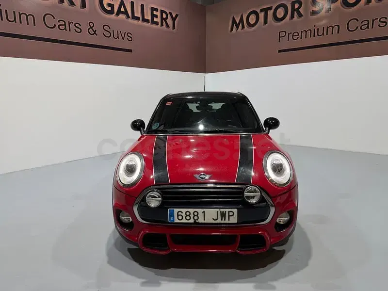 Usado Mini Cooper D 116 CV (85 kW) 2017 Rojo Utilitario