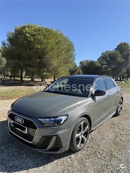 Usado Audi A1 Sportback 110 CV (80 kW) 2023 Gris / plata Utilitario