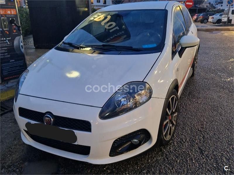 Blanco Usado 2009 Abarth Grande Punto Utilitario | 6900 € - Imagen 1/4