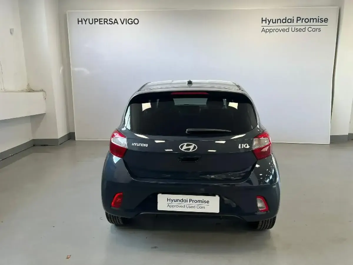 Nuevo Hyundai i10 63 CV (46 kW) 2026 Gris/plata Utilitario