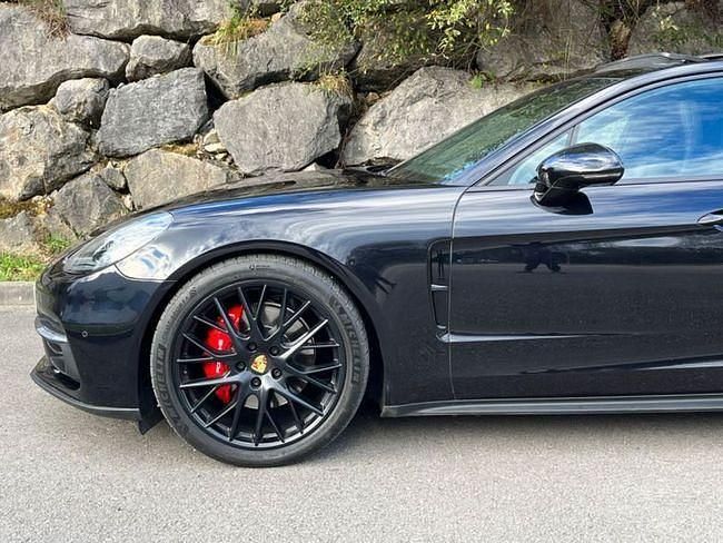 Usado Porsche Panamera Sport 422 CV (310 kW) 2017 Negro Familiar