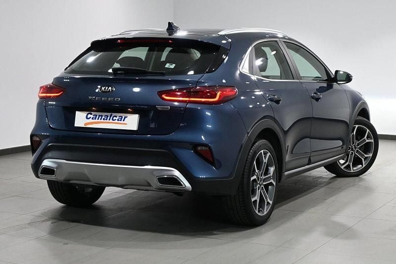 Usado Kia XCeed 136 CV (100 kW) 2021 Azul SUV
