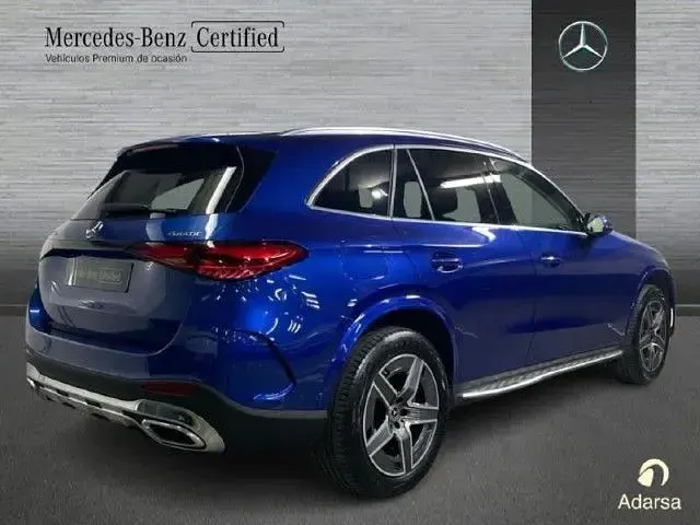 Usado Mercedes GLC300e 313 CV (230 kW) 2025 Azul espectral SUV