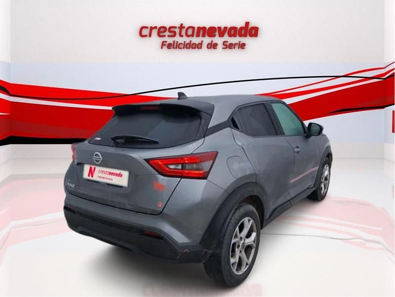 Usado Nissan Juke N-Connecta 114 CV (83 kW) 2022 Gris SUV