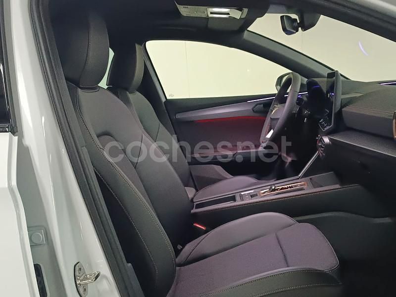 Usado Cupra Leon 150 CV (110 kW) 2025 Blanco Familiar