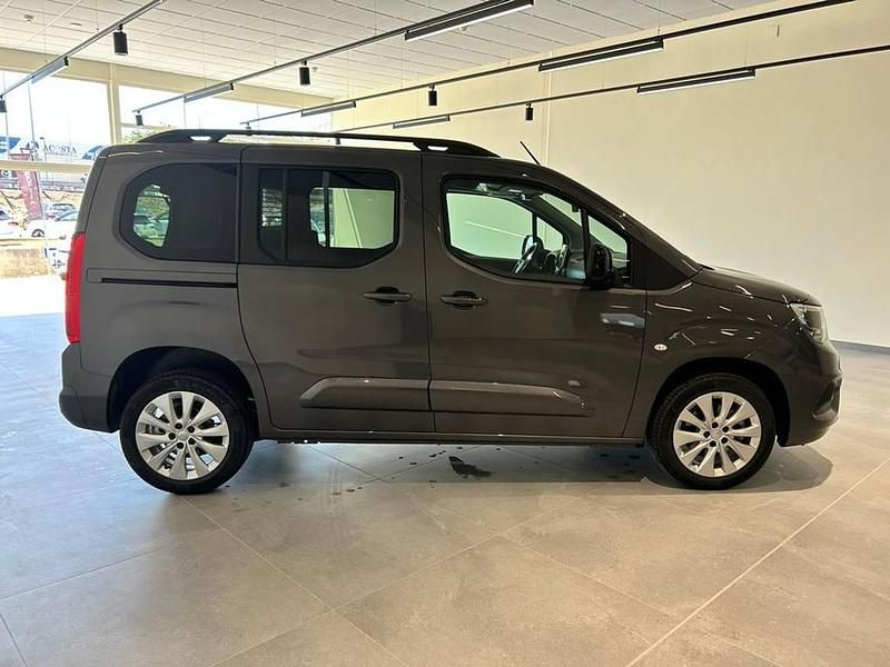Usado Opel Combo Life Business Elegance 102 CV (75 kW) 2023 Gris Monovolumen