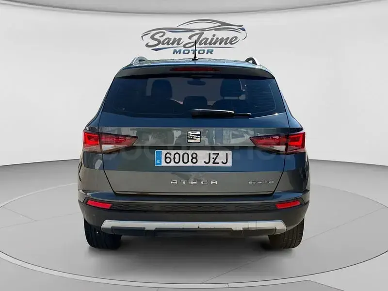 Usado Seat Ateca Style 115 CV (84 kW) 2017 Gris / plata SUV