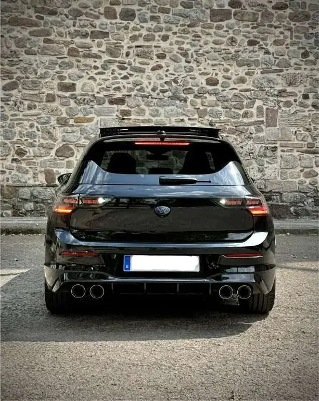 Usado VW Golf VIII Black Edition 333 CV (244 kW) 2025 Negro Utilitario