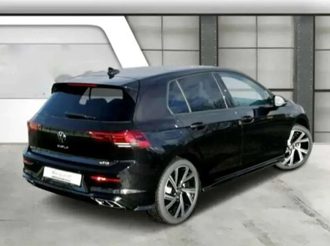 Usado VW Golf VIII R-line 150 CV (110 kW) 2021 Negro Utilitario