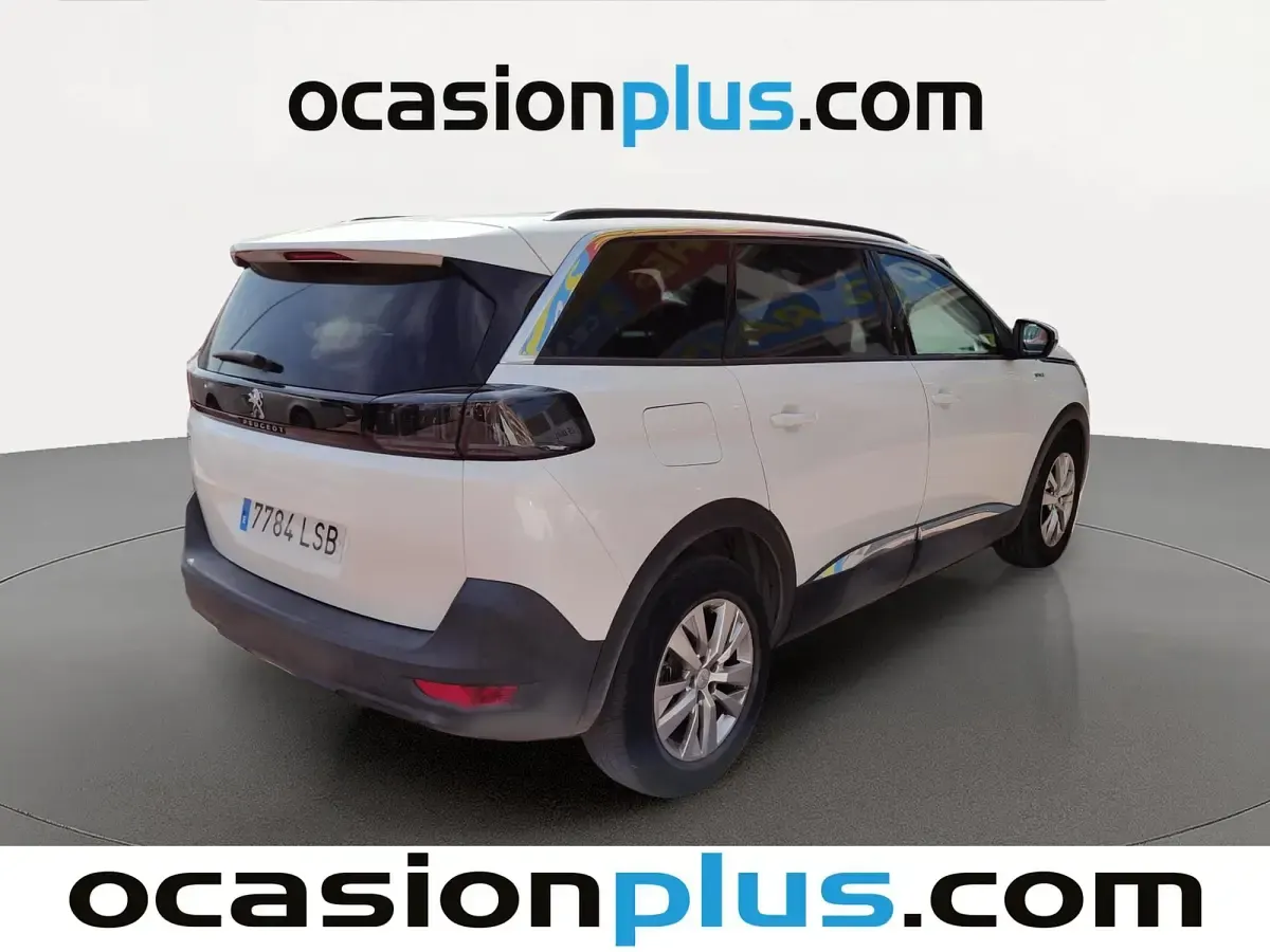 Usado Peugeot 5008 Style 131 CV (96 kW) 2021 Blanco SUV