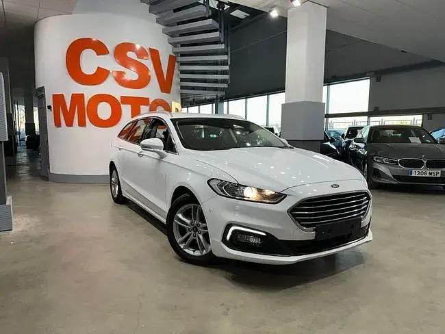 Usado Ford Mondeo Titanium 150 CV (110 kW) 2020 Blanco Familiar