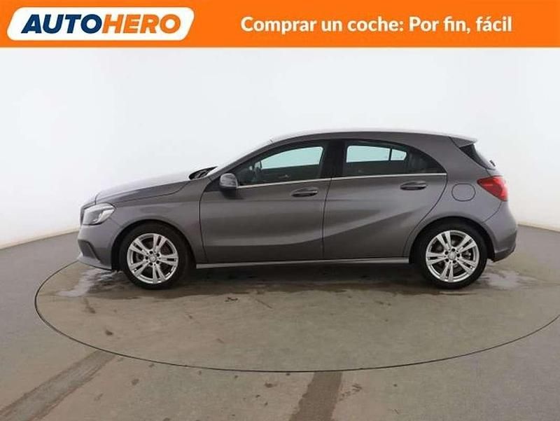Usado Mercedes A220 Urban 135 CV (99 kW) 2017 Gris Berlina