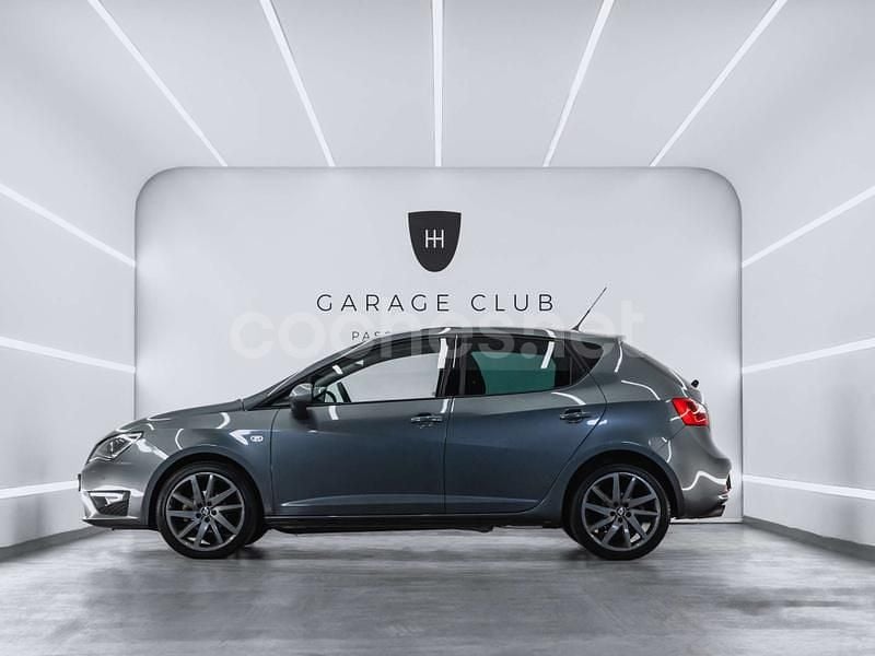 Usado Seat Ibiza FR 105 CV (77 kW) 2014 Gris / plata Berlina