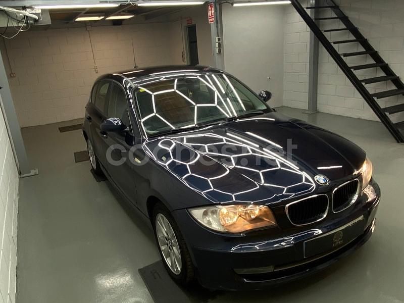 Usado BMW 118 143 CV (105 kW) 2007 Azul Utilitario