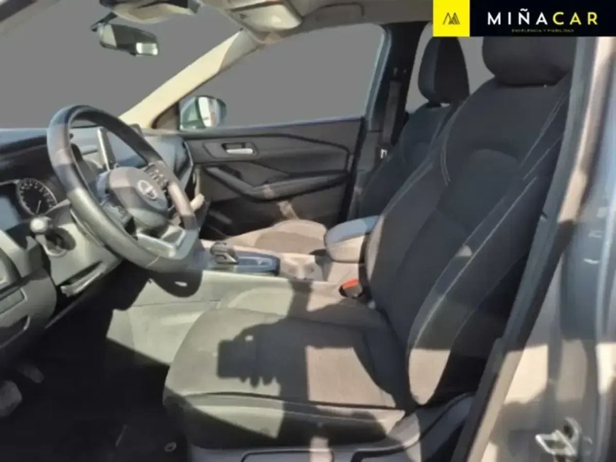 Usado Nissan Qashqai Acenta 158 CV (116 kW) 2024 Gris SUV