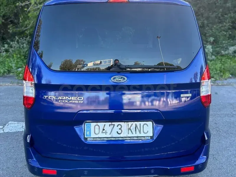 Usado Ford Tourneo Courier Sport 100 CV (73 kW) 2018 Azul Monovolumen