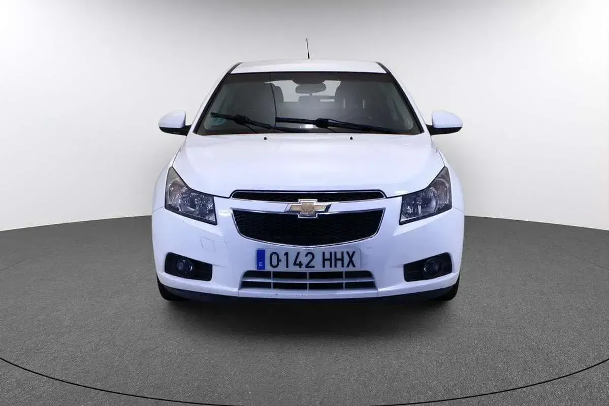 Usado Chevrolet Cruze LT 124 CV (91 kW) 2012 Blanco Utilitario
